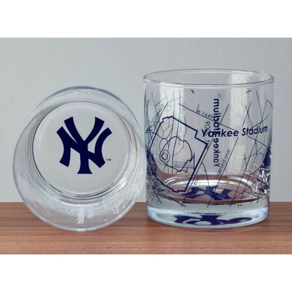MLB New York Yankees Baseball Ballpark Map Rocks Whiskey Glasses  Set of 2 NEW